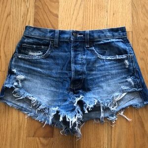 ABERCROMBIE & FITCH high waisted dark denim shorts